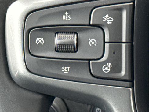 Certified 2024 Chevrolet Silverado 1500 LTZ image 26