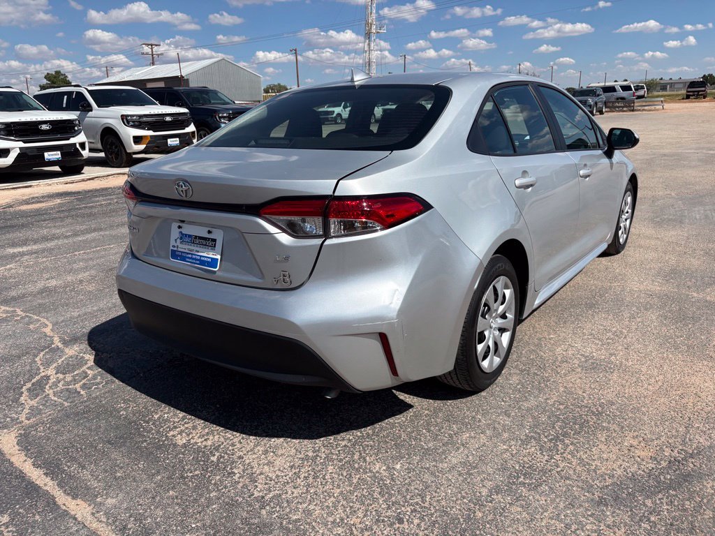 Used 2024 Toyota Corolla LE FWD image 7
