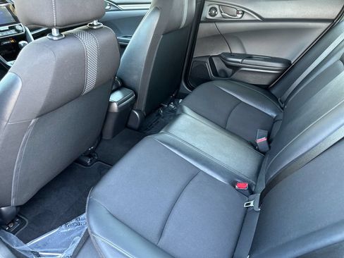 Used 2021 Honda Civic Sport image 11