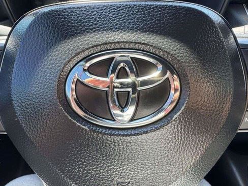 Used 2025 Toyota Corolla SE FWD image 29