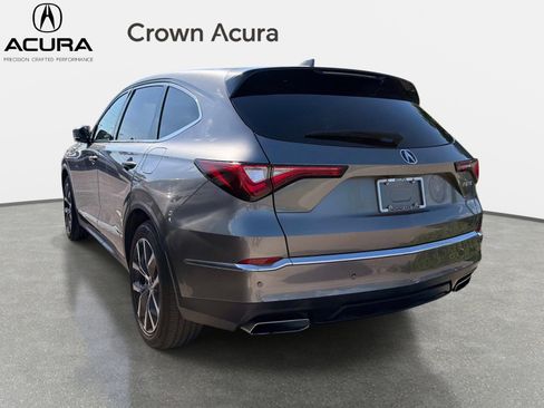 Used 2023 Acura MDX FWD w/ Technology Package image 4