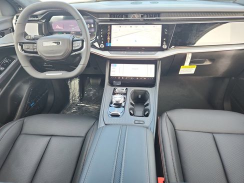 New 2025 Jeep Wagoneer S Launch Edition image 21