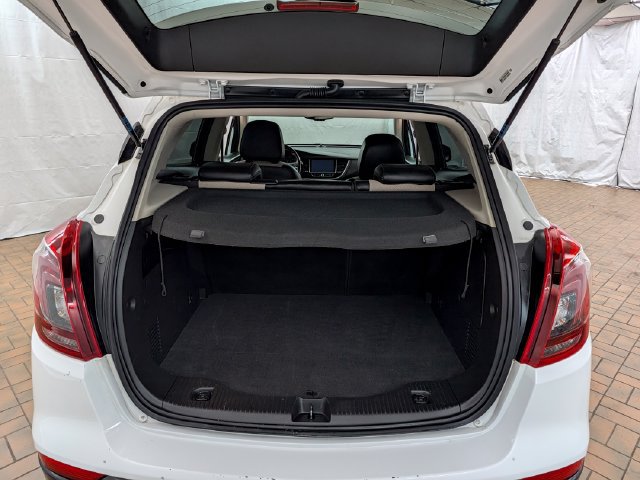 Used 2018 Buick Encore Preferred FWD image 17