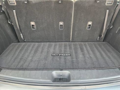 Used 2026 Nissan Pathfinder SL FWD image 33