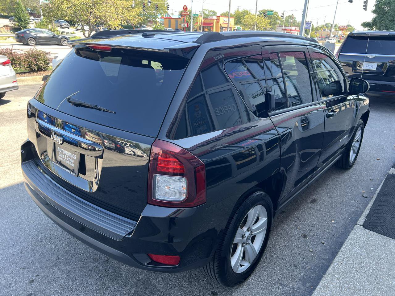 Used 2017 Jeep Compass Sport w/ Power Value Group FWD image 5