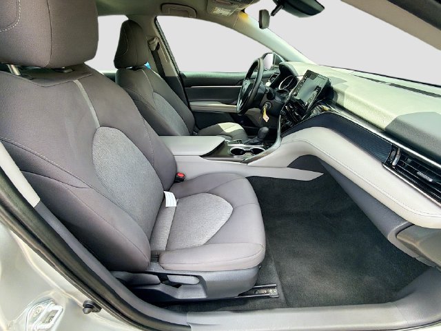 Used 2024 Toyota Camry LE FWD image 25