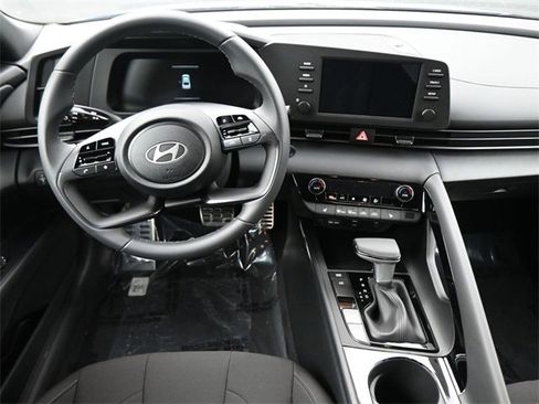 New 2026 Hyundai Elantra SEL Sport image 12