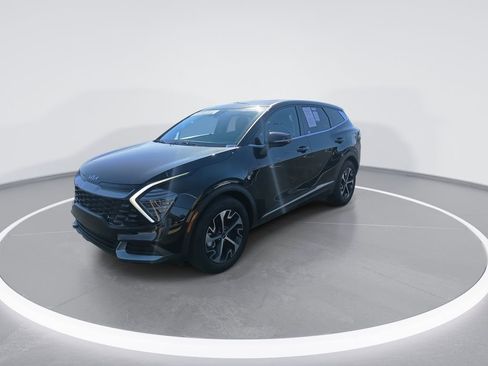 Certified 2024 Kia Sportage EX image 4