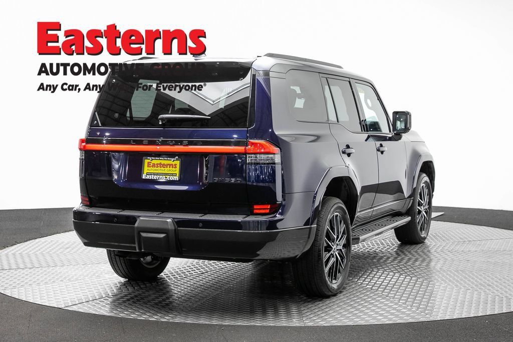 Used 2025 Lexus GX 550 w/ Accessory Package (2T) AWD/4WD image 7
