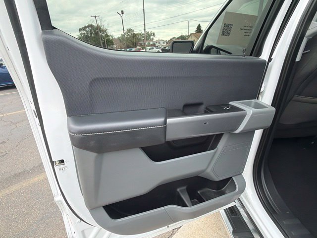 Used 2022 Ford F150 XLT w/ XTR Package AWD/4WD image 18