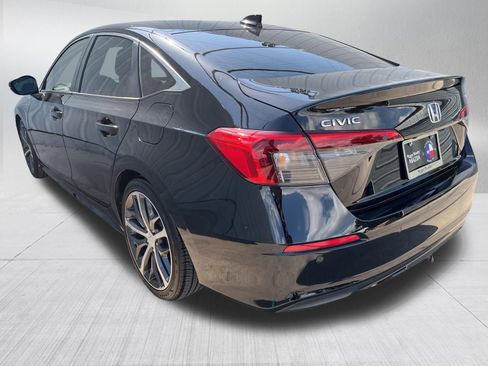 Used 2024 Honda Civic Touring image 6