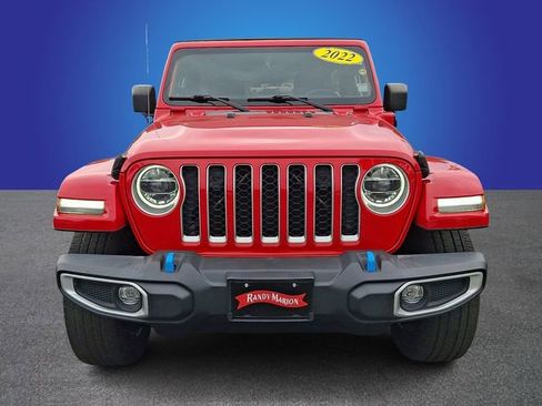Used 2022 Jeep Wrangler Unlimited Sahara w/ Cold Weather Group AWD/4WD image 2