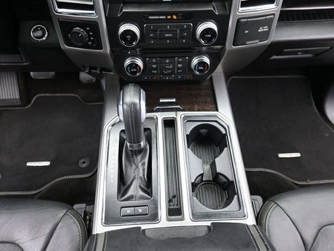 Used 2015 Ford F150 Platinum w/ Equipment Group 701A Luxury image 14