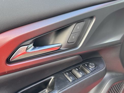 Used 2025 Chevrolet Equinox EV RS image 14