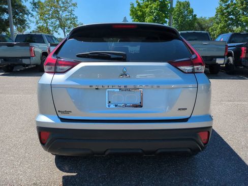 Used 2024 Mitsubishi Eclipse Cross LE AWD/4WD image 5