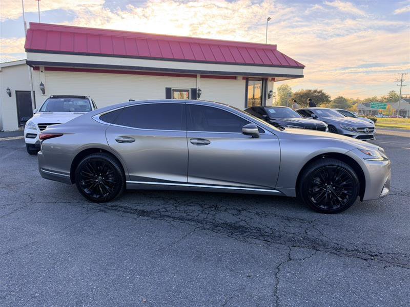 Used 2018 Lexus LS 500 AWD w/ Luxury Package image 4