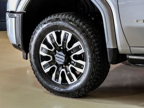 Used 2025 GMC Sierra 2500 Denali Ultimate AWD/4WD image 53