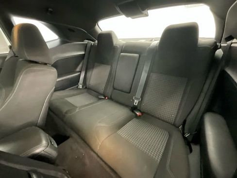Used 2018 Dodge Challenger SXT w/ Blacktop Package image 7