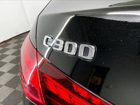 Used 2025 Mercedes-Benz C 300 4MATIC Sedan image 9