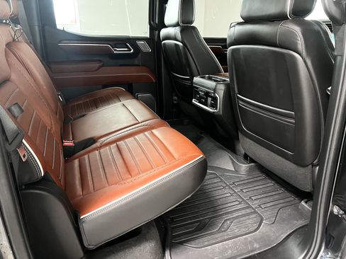 Used 2024 GMC Sierra 1500 Denali Ultimate AWD/4WD image 26