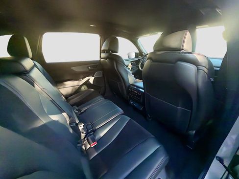 Used 2025 Acura MDX A-Spec image 30