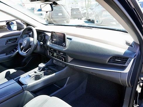 Certified 2023 Nissan Rogue S FWD image 16