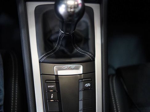 Used 2016 Porsche Cayman GT4 RWD image 89