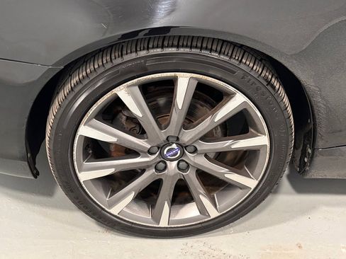 Used 2016 Volvo S80 T5 w/ Inscription Package image 32