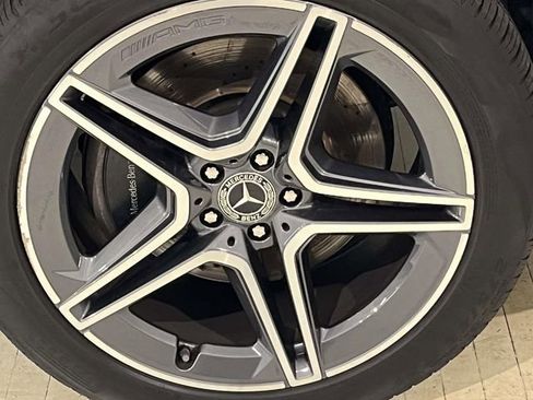 Used 2025 Mercedes-Benz GLS 450 4MATIC image 15