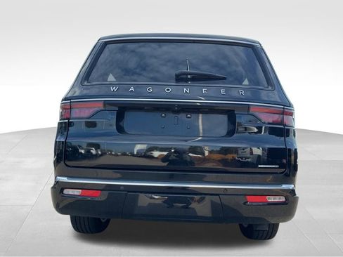 Used 2024 Jeep Wagoneer Series III image 4