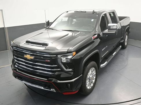 Used 2025 Chevrolet Silverado 2500 LT w/ Z71 Chrome Sport Edition AWD/4WD image 54