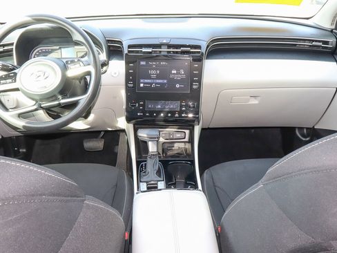 Used 2024 Hyundai Tucson SEL image 10