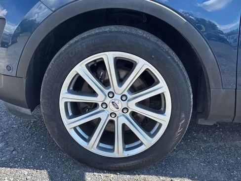 Used 2017 Ford Explorer Limited w/ Equipment Group 301A AWD/4WD image 18