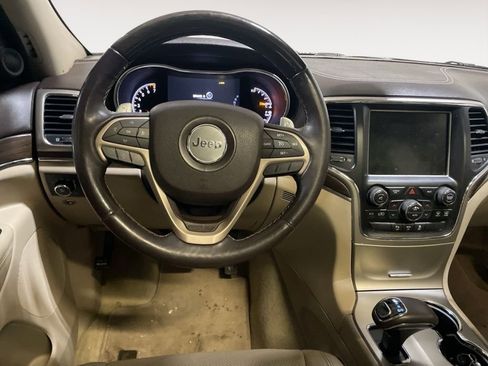 Used 2014 Jeep Grand Cherokee Overland image 13