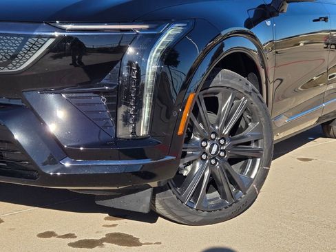 New 2026 Cadillac Optiq Sport 2 image 7