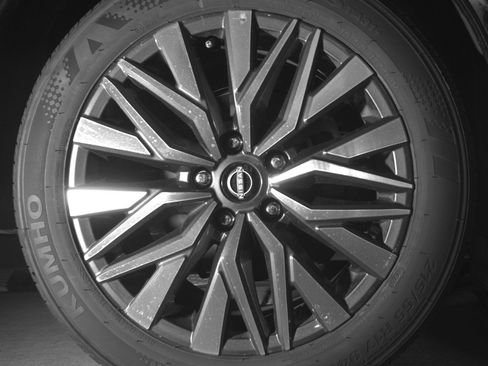 Used 2025 Nissan Altima 2.5 SV image 15