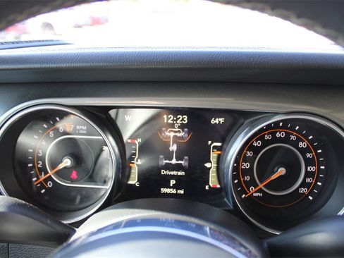 Used 2023 Jeep Gladiator Overland image 14