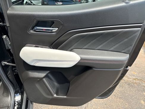 Used 2023 GMC Canyon AT4X AWD/4WD image 40