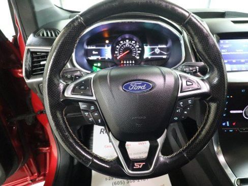 Used 2020 Ford Edge ST w/ Equipment Group 401A AWD/4WD image 22