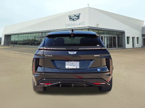 Certified 2026 Cadillac Lyriq V AWD/4WD image 5