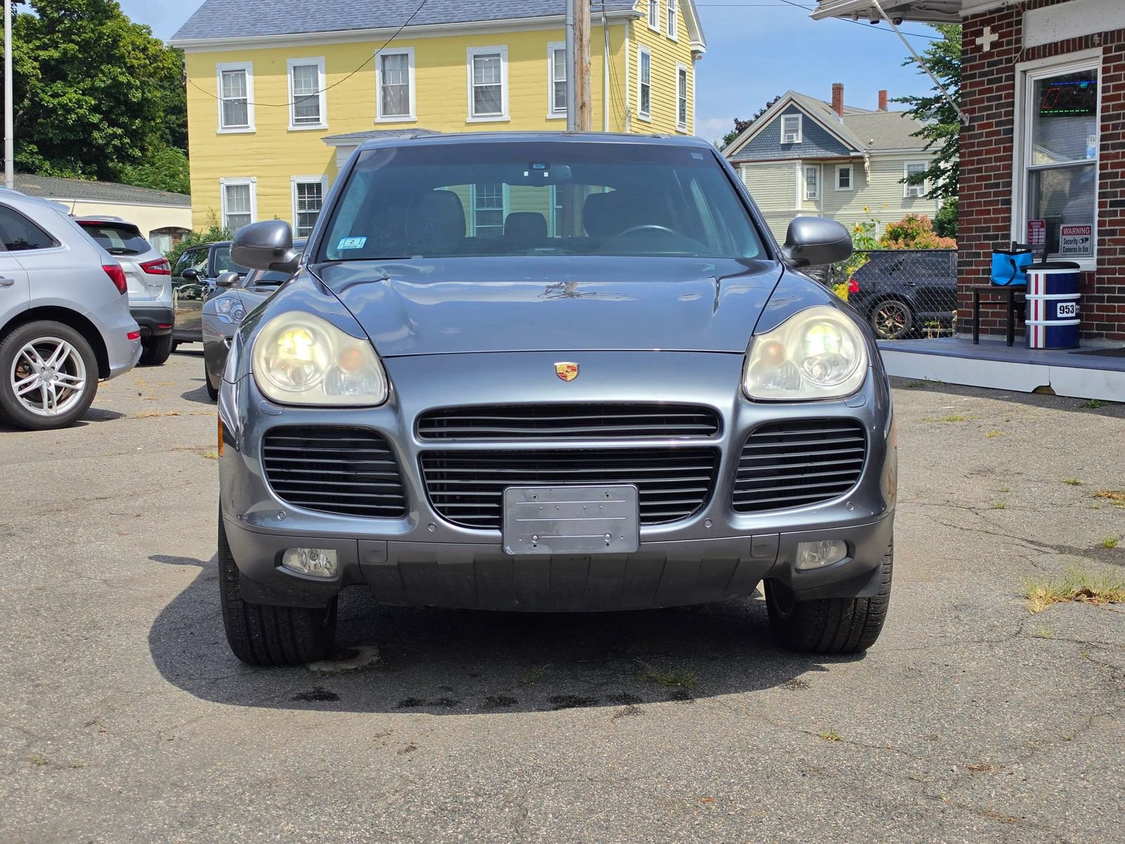 Used 2006 Porsche Cayenne Turbo AWD/4WD image 2