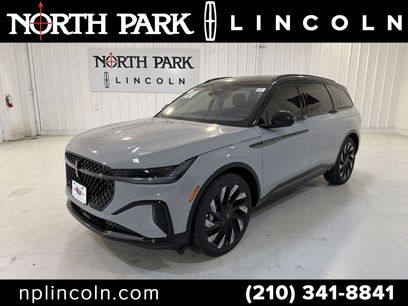 New 2026 Lincoln Nautilus Reserve w/ Jet Appearance Package