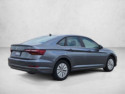 Used 2019 Volkswagen Jetta SE FWD image 5