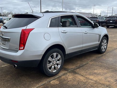 Used 2016 Cadillac SRX Luxury w/ Driver Awareness Package image 4