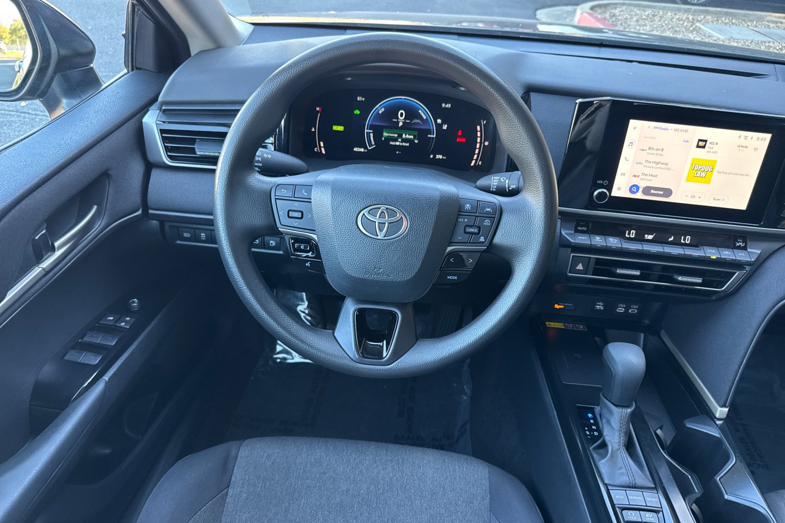 Certified 2025 Toyota Camry LE FWD image 18