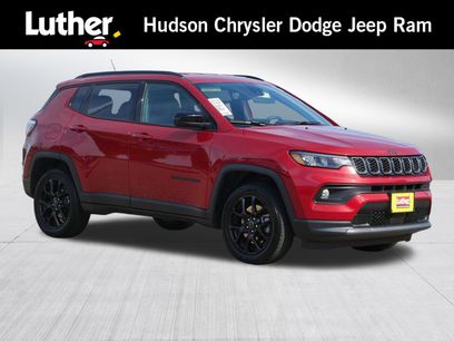 Used 2025 Jeep Compass Latitude w/ Convenience Group