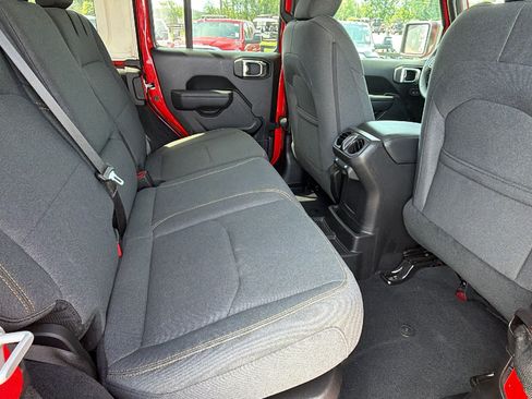 Used 2025 Jeep Wrangler Unlimited Sport S 4xe AWD/4WD image 21