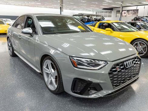 Used 2021 Audi S4 Premium w/ Convenience Package image 4