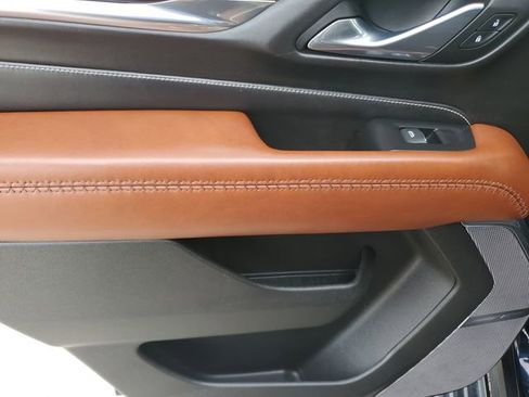 Used 2023 GMC Yukon Denali Ultimate image 26