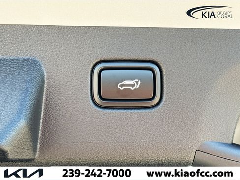 New 2026 Kia Sportage SX FWD image 12